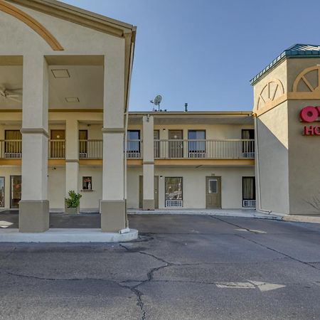 OYO Hotel Grenada West Exterior foto